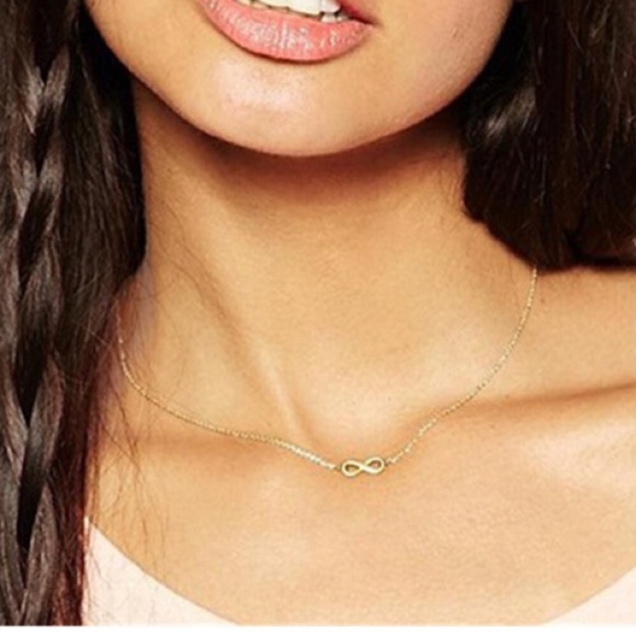 New! Infinity Necklace - Picture 1 of 4